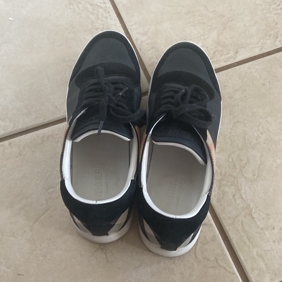 COPY - Mens Burberry sneakers size 43 - Picture 3 of 4